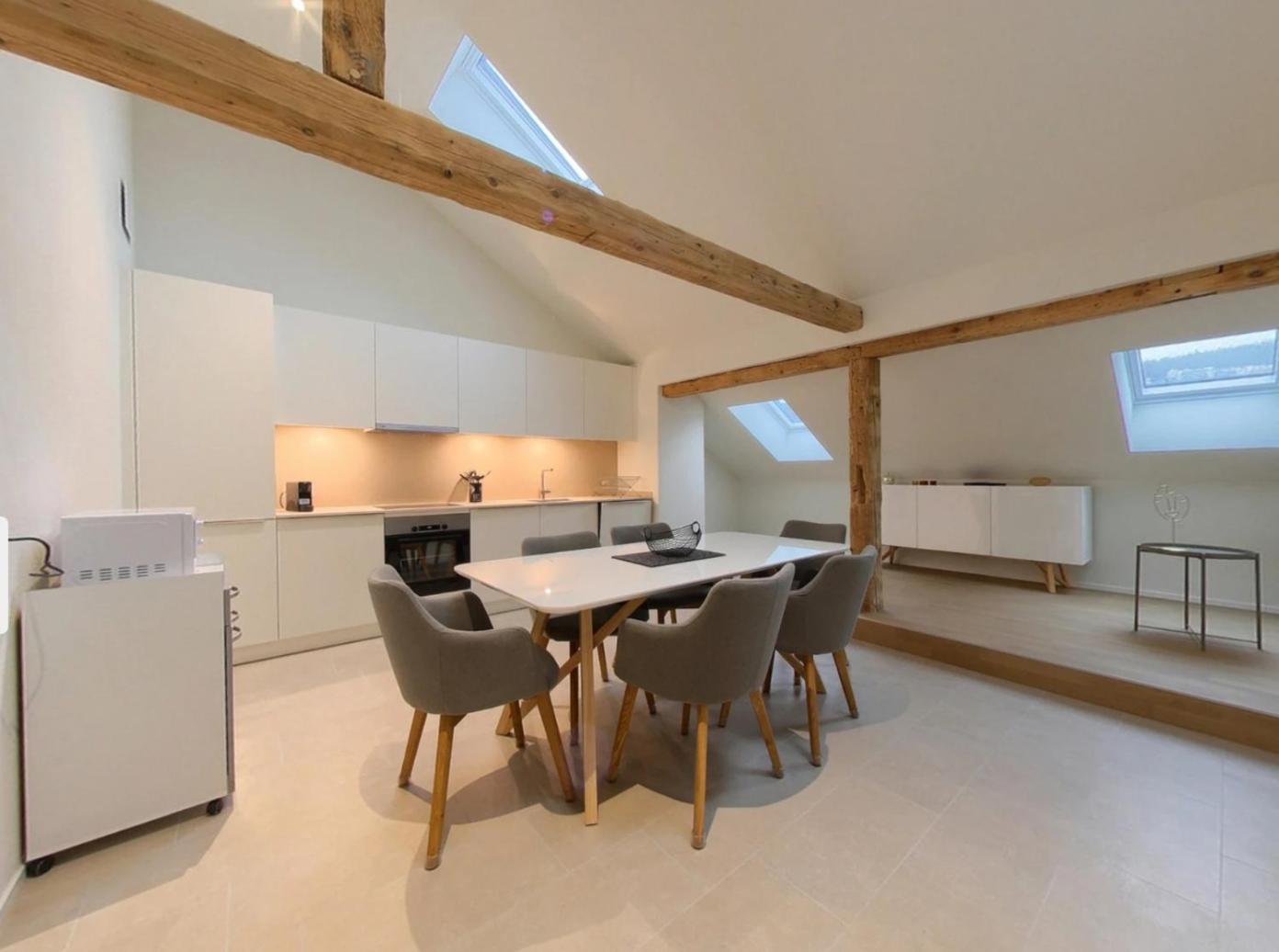 Apartment Bright And Airy 1-bedroom Flats In Center! Rdm2